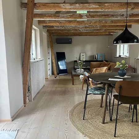 Peace In Beautifully Renovated Appartamento *